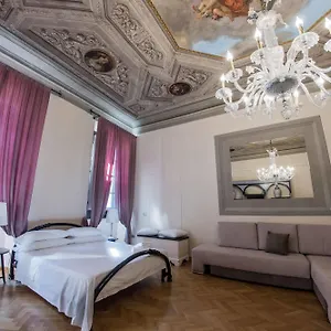 N4u Bed and breakfast Florencia